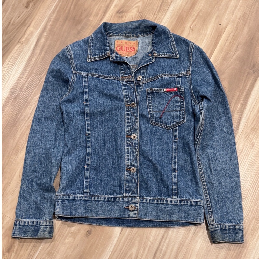 GUESS Denim Jacket Classic Blue Trucker Style‎ Made in USA Women's Medium y2k s1